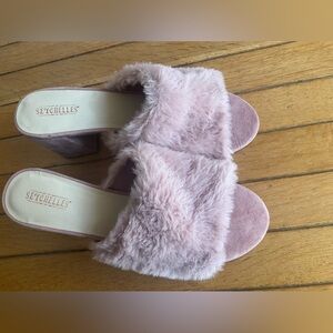 Seychelles Lavender Faux Fur Slides 8.5